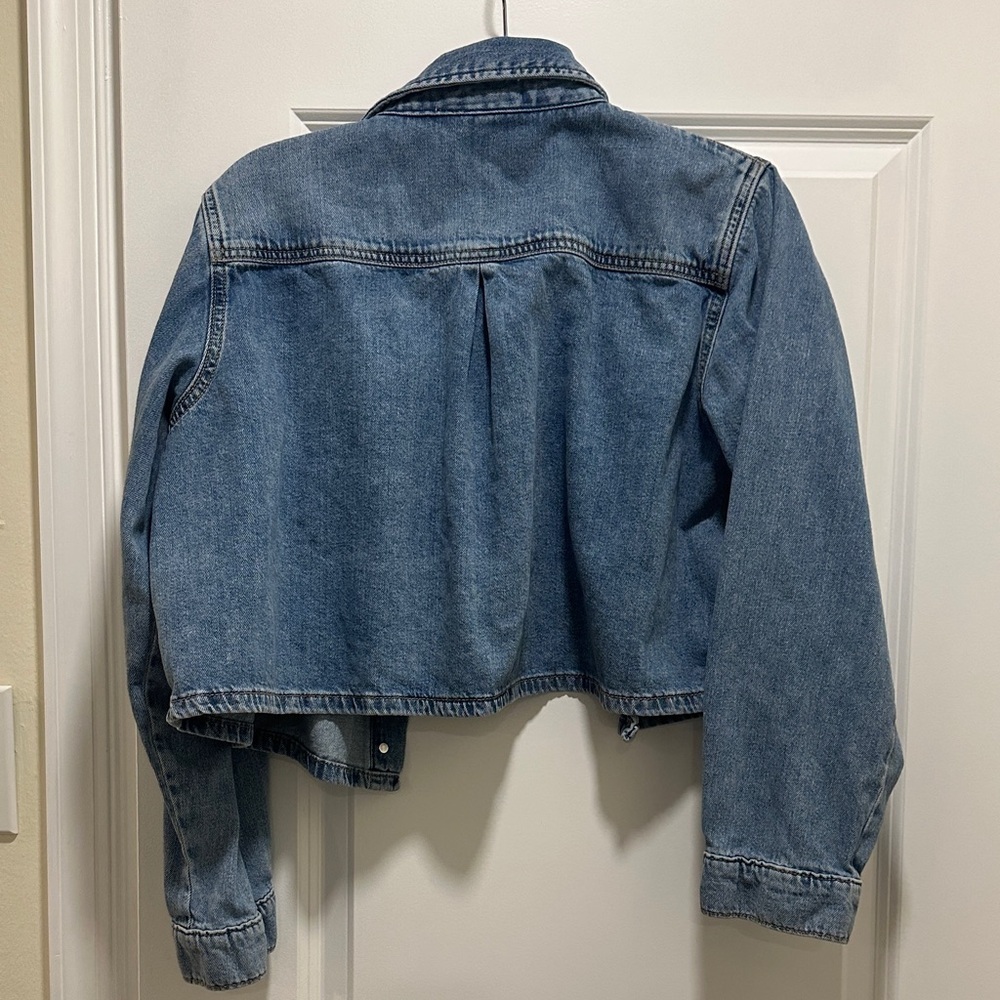 Zara cropped Blue Jean button up - Picture 3 of 3